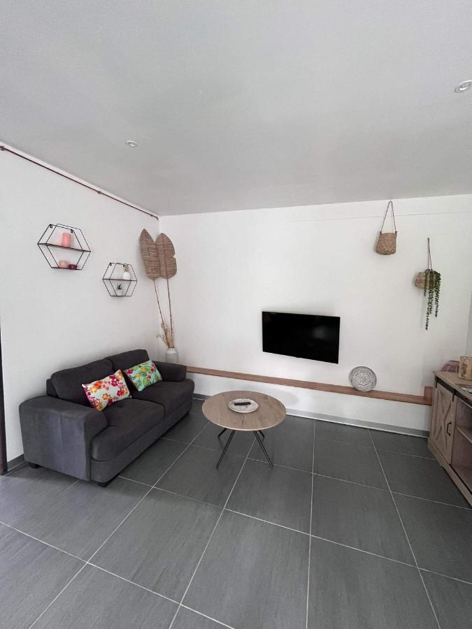 2 Accomodations -Studio Du Manoir -Le Manoir Punaauia  Ngoại thất bức ảnh